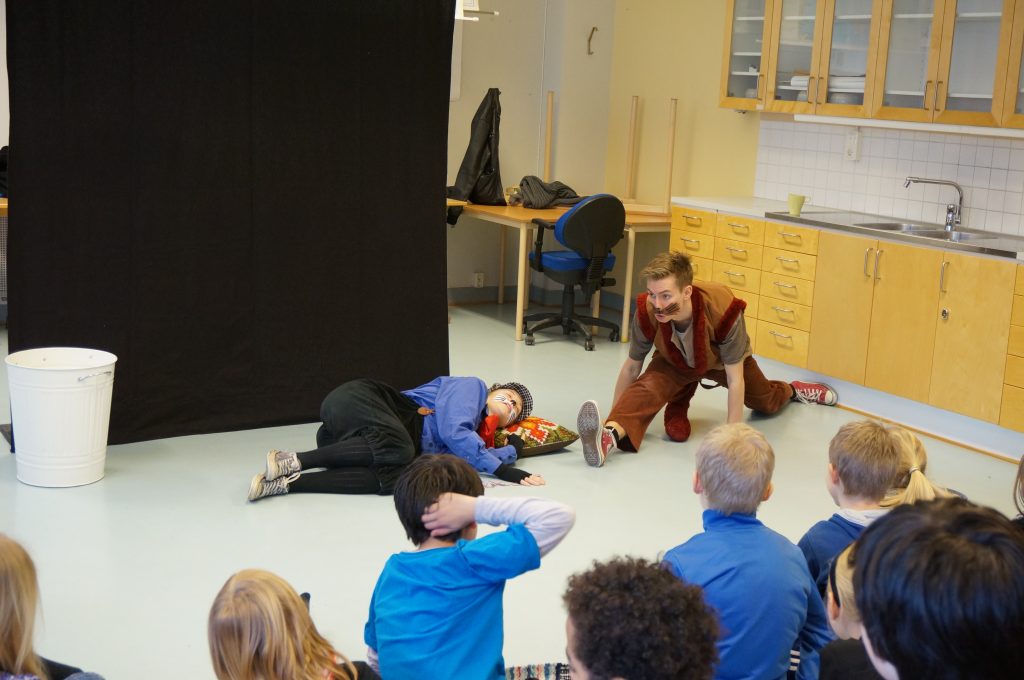 teater skola ungdomsverksamhet